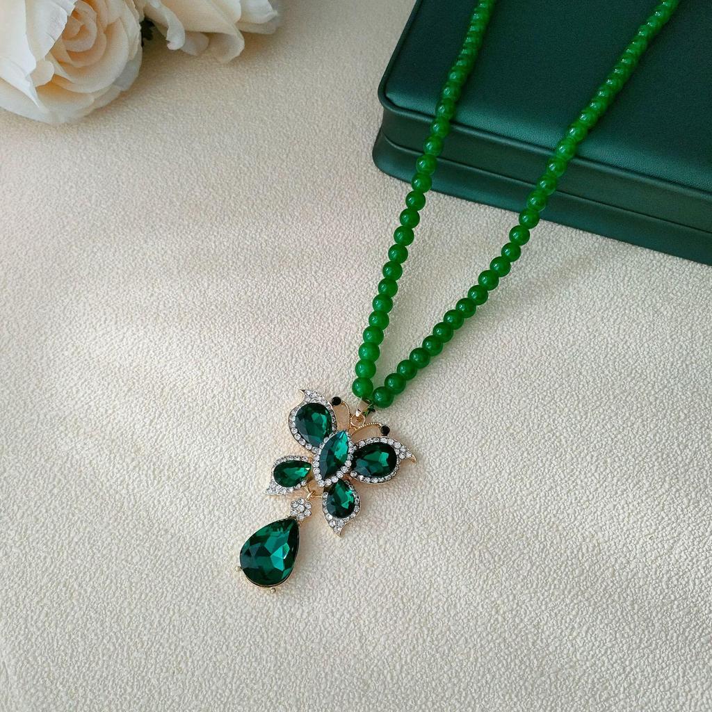 Retro Green Beaded Long Necklace: High-End Chinese Style Fall/Winter Sweater Chain