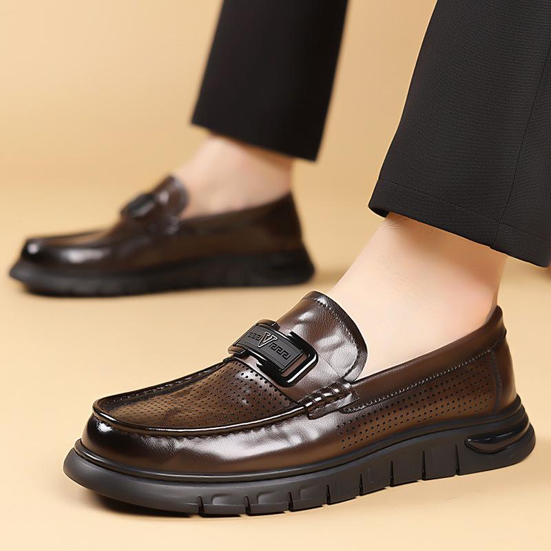 Foreign trade men's leather shoes British business casual shoes summer hollow leather surface driving outdoor dress trendy men's shoes
