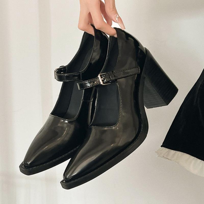 French Mary Jane High Heels Retro Word with Pointed Single Shoes Women's Autumn and Winter Black Thick Heel with Skirt Small Leather Shoes