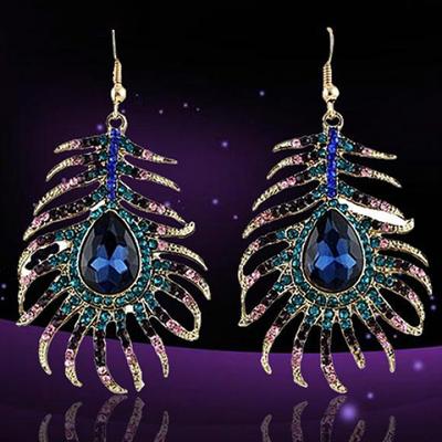 1 çift Rhinestone tavuskuşu tüyü şekli bildirimi kanca Dangle küpe