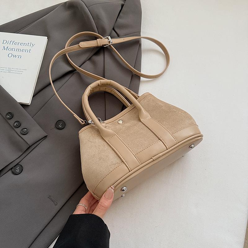 Fashion texture simple large capacity 2025 autumn new foreign style trend casual shoulder crossbody handbag women