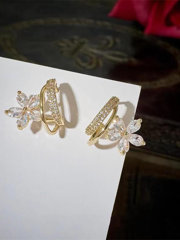 Pink Zircon Four-Leaf Pearl Ear Cuffs with S925 Silver Hypoallergenic Studs – Elegant and Sweet Zircon Inlaid Earrings