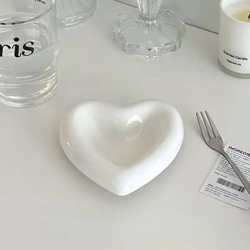 Nordic Flavor Ceramic Sauce Bowl Heart Flowers Shaped Snack Dip Cute Seasoning Plate  Snack Dip