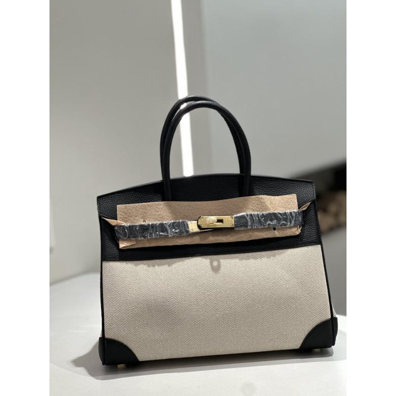 

2025 Новый стиль Женская сумка Верхний слой коровья кожа Кожа Того Подходящая фурнитура Пряжка Сумка 25x12x19cm чёрный