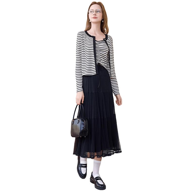 Xiangying Women s Black Striped Knit Cardigan Two-Piece Set S