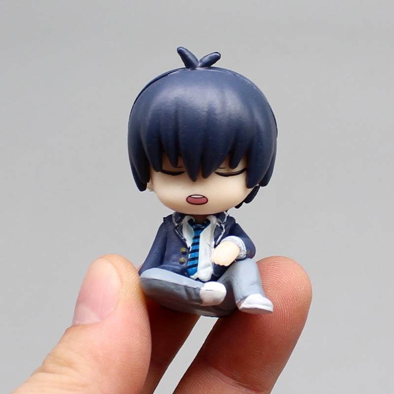 6cm Blue Lock Gk Anime Figure Isagi Yoichi Bachira Meguru Shoulder To Shoulder Sleep Q-Version Kawaii Model Statue Kid Toy Gift