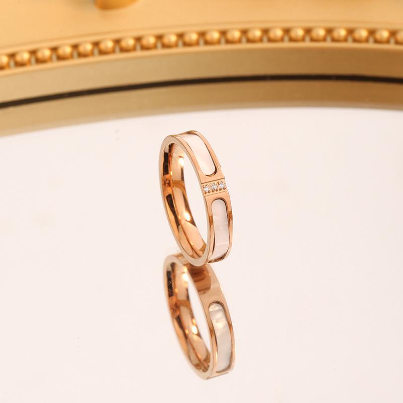 Zirkon Weiße Muschel Ringe Edelstahl Süßer Schmuck für Damen, Bequeme Passform Tägliches Tragen Beste Freundin Geschenkidee