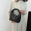 Fashi Pu Weave Bag Red Purse Underarm Bag Fashiable Crescent Mobile Phe Purse and Handbags For Women