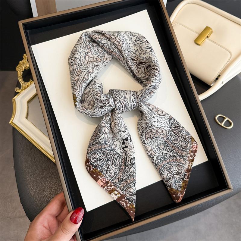 Retro cashew herringbone pattern cotton and linen small square scarf silk scarf imitation velvet headscarf shawl sun protection scarf women's scarf