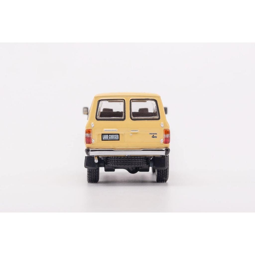 Gaincorp Products 1/64 Toyota Land Cruiser 60 RHD Beige Diecast Model Car
