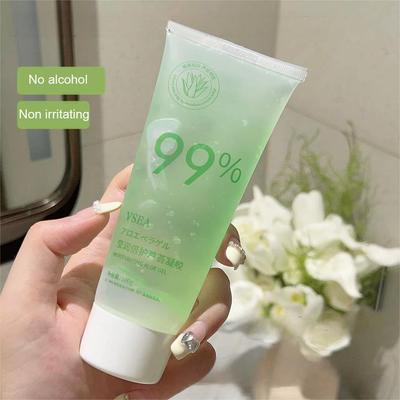 Aloe Vera Gel, Hydrating and Moisturizing for Post-sun Repair.