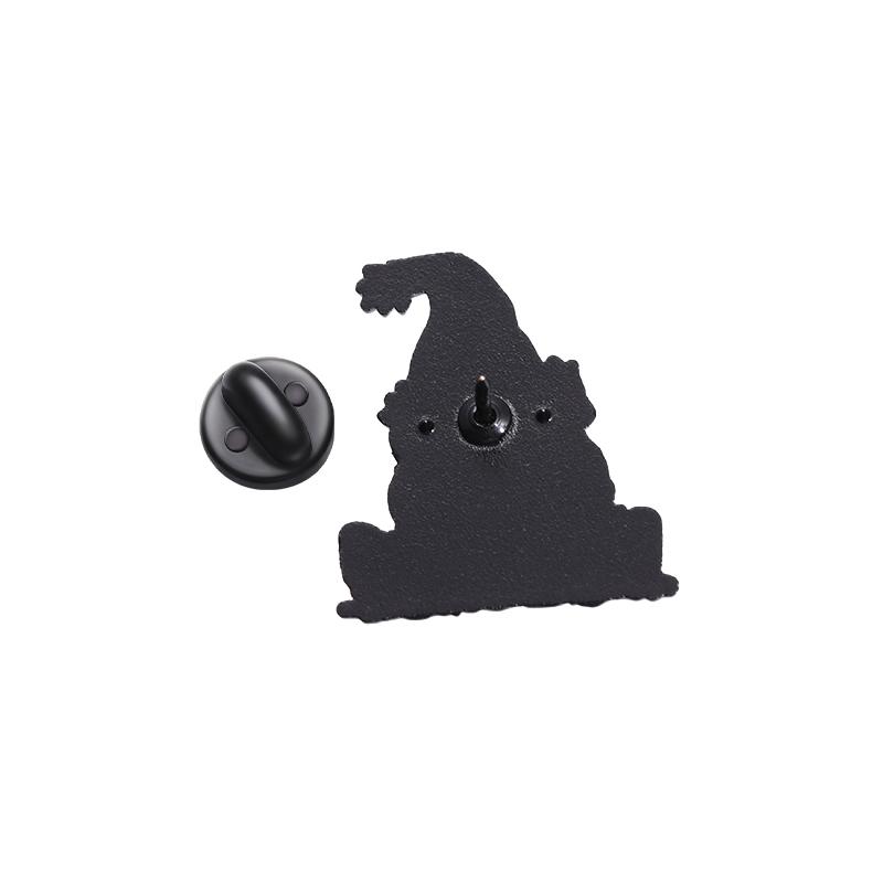 Green Cute Dwarf Enamel Pins Custom Plant Maple Leaf Brooches Lapel Badges Funny Jewelry Gift for Kids Friends