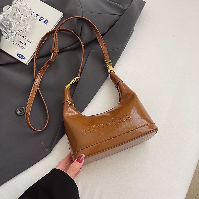 

Fancy Niche Style Bag Women s 2025 New Arrival Super Popular Shoulder Messenger Bag Maillard Retro Satchel Dumpling Bag Brown No pendant