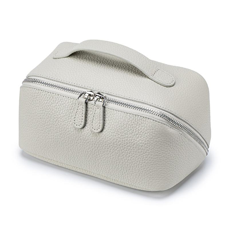 New first-layer cowhide portable cosmetic bag large-capacity simple wind portable toilet bag leather travel storage bag