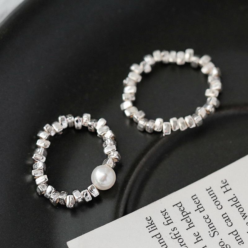 Geometrischer Perlen-Crushed-Silber-Perlen-Damenring Retro Romantisch - Cooler, Trendiger, Stapelbarer Ring für den Zeigefinger
