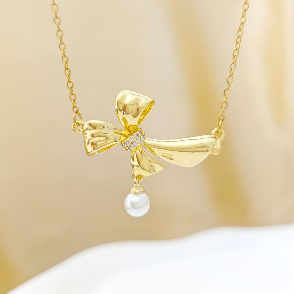 Élégant Collier Nœud Perle - Luxe Léger, Inaltérable, Chaîne de Clavicule Polyvalente pour Femmes