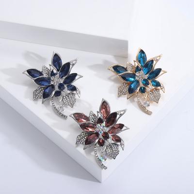 Luxury Rhinestone Crystal Flower Brooches for Women Pearl Plant Pins Necklace Event Party Gifts Decoration Clothes Accessories