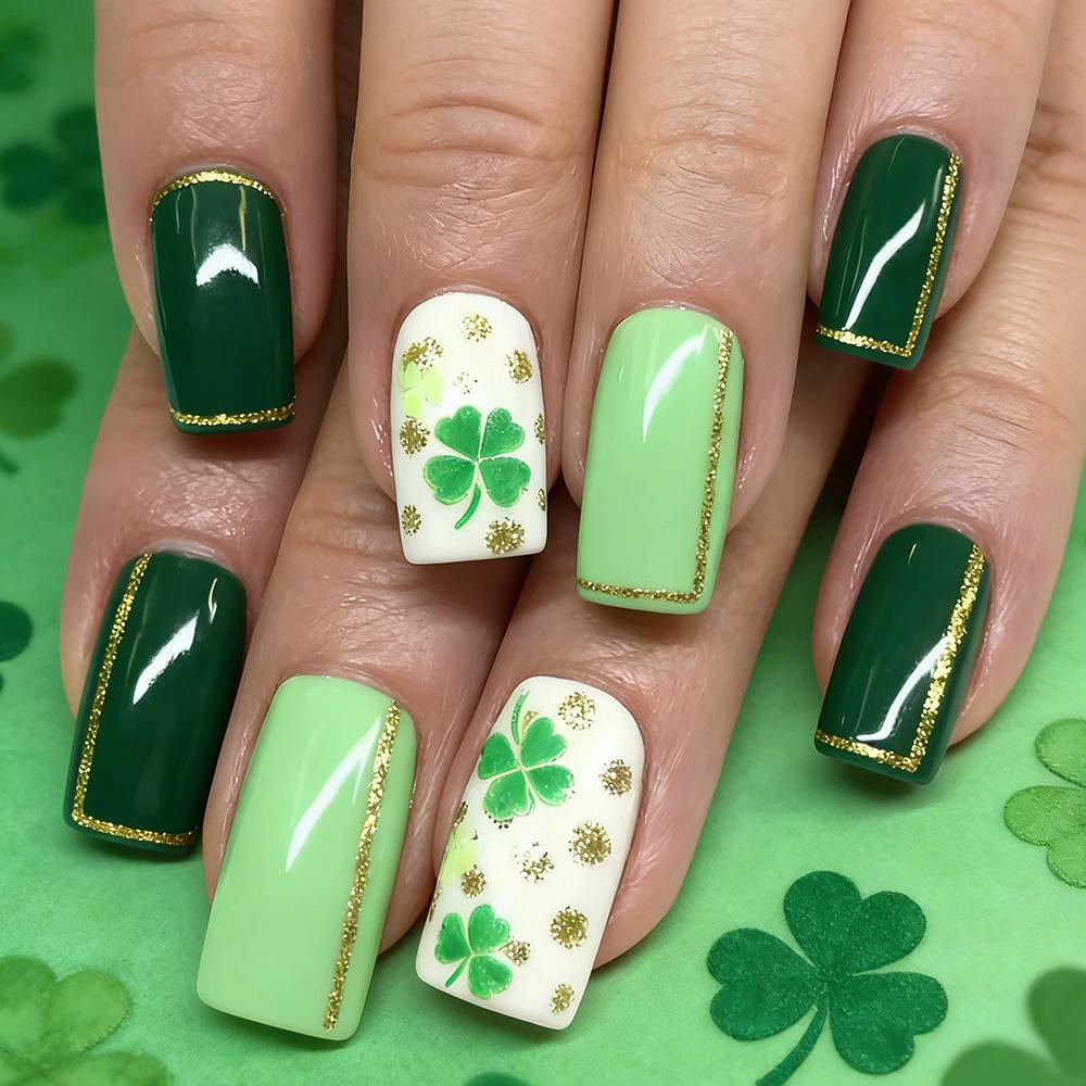 St. Patrick s Day Four-Leaf Clover Green & Gold Striped Blinking Wearable Nails - 24-Piece Set Detachable Manicure.