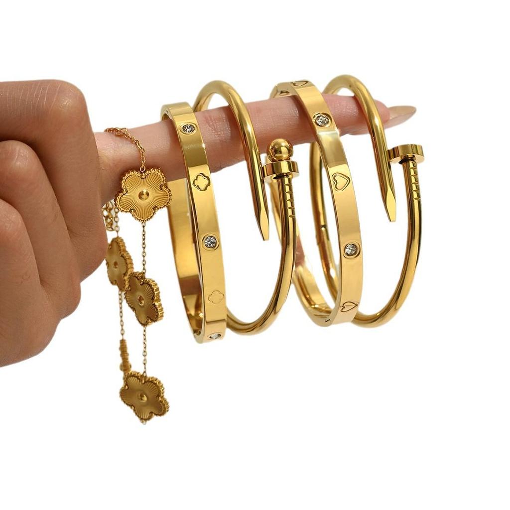 Modne Bransoletki ze Stali Nierdzewnej i Złota 18K - Wytrzymałe, Odporne na Ścieranie Bangles w Stylu Europejskim i Amerykańskim