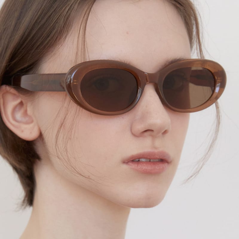 

Один блискучий Scott-OB479-Коричневий FREE