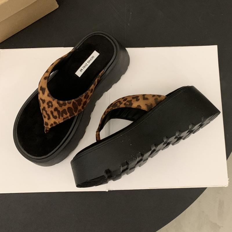 

Fashion Flats Platform Women Slippers Clip Toe Fashion Shoes Luxury Dress Woman s Sandals 2025 New Summer Flip Flops Chanclas De Mujer 40 леопардовый