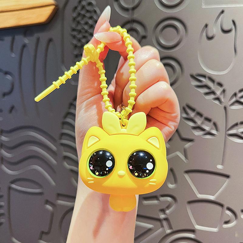 Fashion Cute Big Eyed Cat Decompression Keychain Creative Large Eye Cat Pendant Backpack Car Lanyard Keyring Ornaments A3