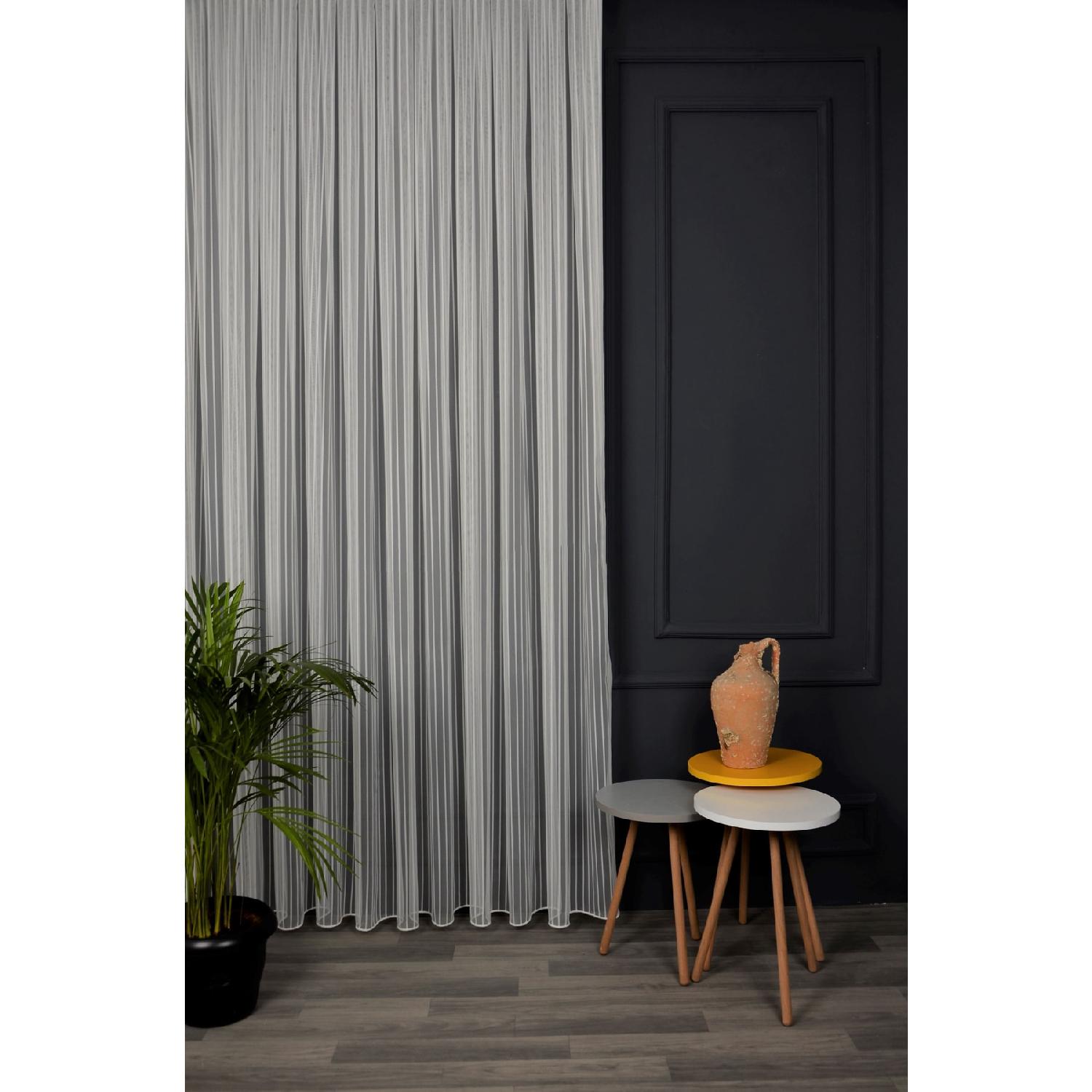 

Готовая к использованию разреженная тюлевая занавеска с одинарным крылом 70 x 200