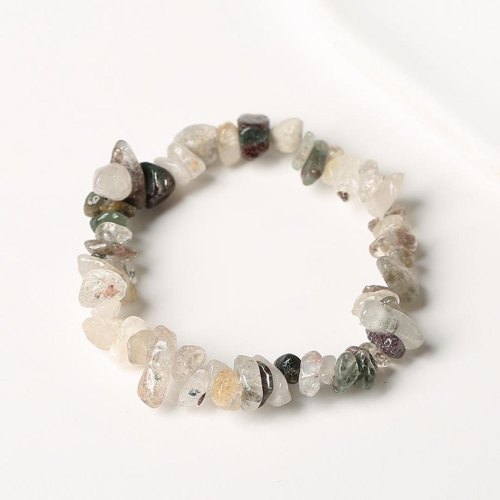 Elastisches Armband mit natürlichem Citrin-Chip: Unregelmäßige Rohsteinperlen in einem frischen, vielseitigen Stil