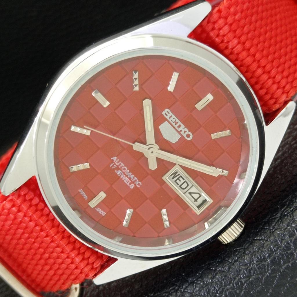

REFURBISHED JAPAN SEIKO 5 6309A AUTOMATIC MENS RED COLOR DIAL WATCH a440308-4 Sk-a440308