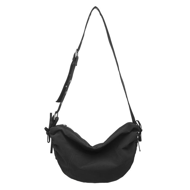 

Fashion trend dumpling bag women s new crossbody shoulder bag commuter diagonal span nylon bag чёрный