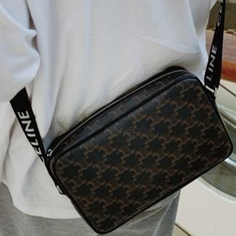Celine Triomphe Monogram Reißverschluss Kamera Tasche Herren Umhängetasche Schwarz 197202DND-38OS