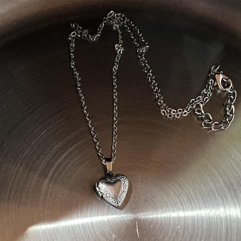 Ciondolo Collana Portafoto a Forma di Cuore Ciondoli Cuore Amore Medaglione Fluttuante Collane Moda Donna Uomo Gioielli Memoriali