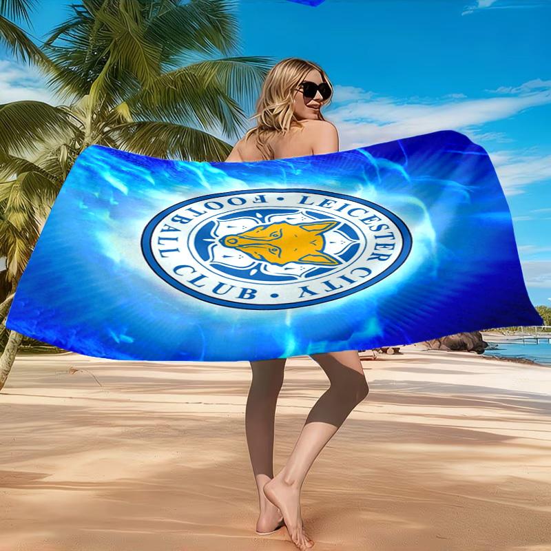 Fc Crest Design Printed Microfiber Beach Towel, Soft And Absorbent, Quick-Dry, Ideal for Summer Travel, Beach Essential, Swimming Pool