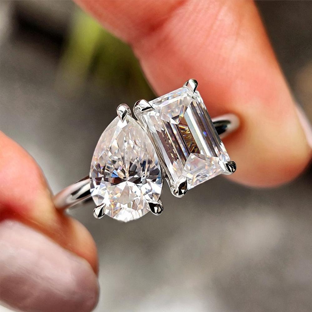 4/6cttw Emerald and Pear Moissanite Ring for Women  CopperTwo Stone Engagement Wedding Bands Toi Et Moi Ring Gifts Jewelry