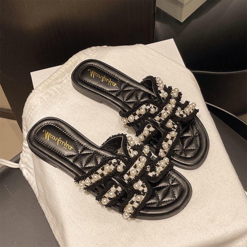 French Pearl Slippers Women's Summer Wear 2025 New Fairy Small Fragrant Style Fashion Flat Bottom Beautiful Temperament Cool Slippers
