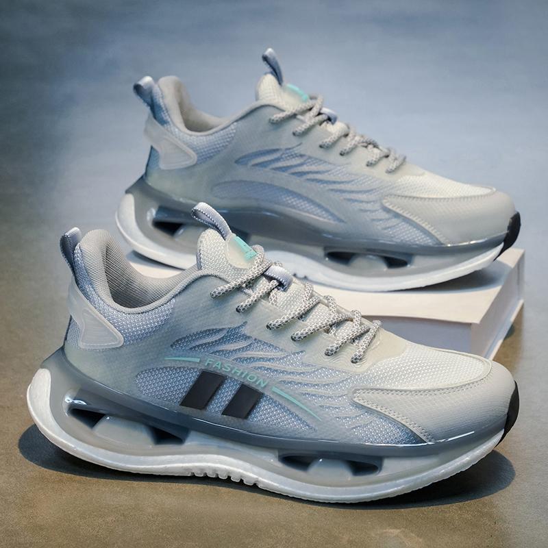 Men's lightweight outdoor racing running shoes spring summer new soft-sole casual sneakers student breathable speed sports shoes
