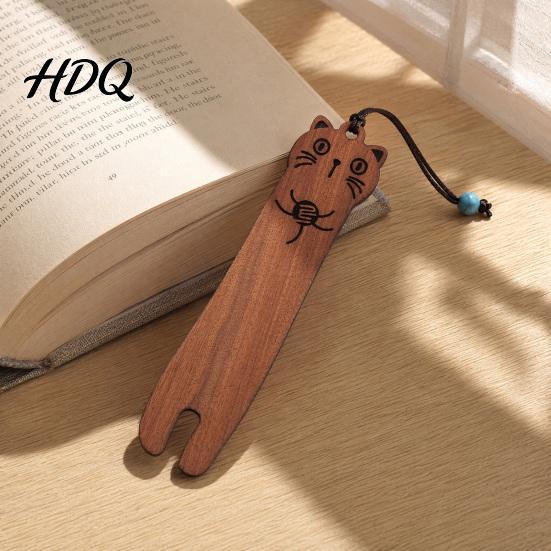Durable Wood Bookmark Wooden Cartoon Cat Bookmarks for Book Lovers Natural Marker