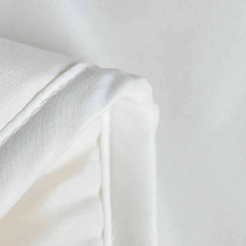 LOVO Luolai Sweet Soy Silk Four Seasons Quilt