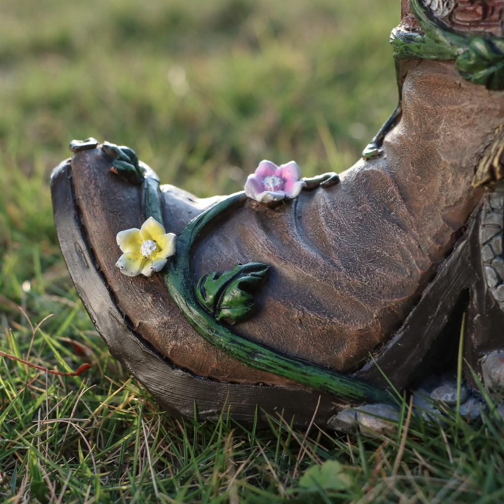 Valery Madelyn Cute Shoe Treehouse Ornament with Solar Light, 15cm Waterproof Resin, Perfect as a Birthday Gift or Outdoor Decoration