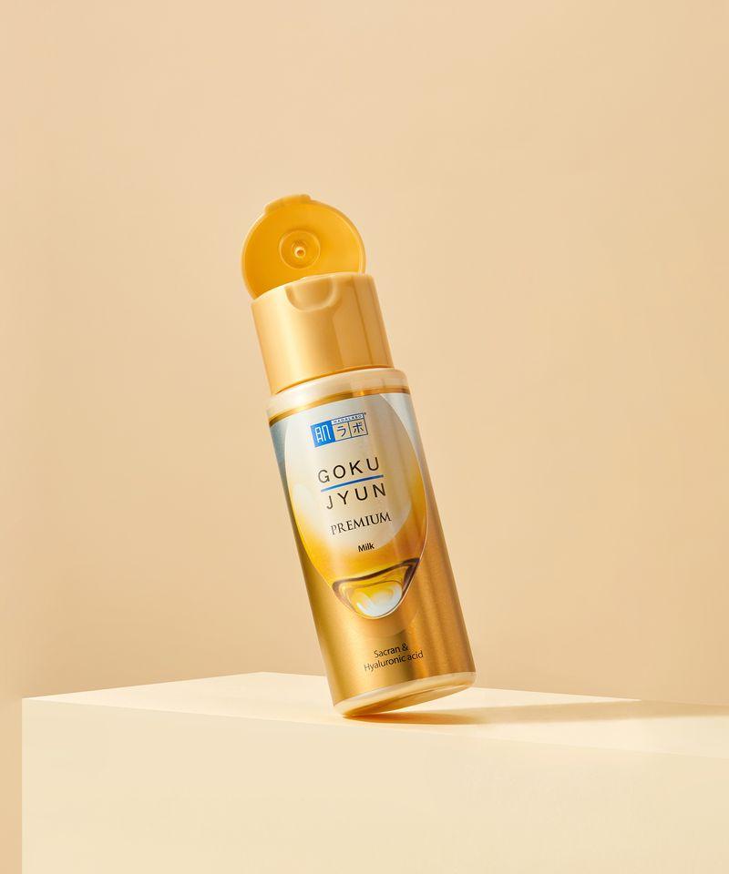 [Deep Moisturizing/Hypoallergenic] Gokujun Premium Milk 140ml (+Free Gift: 3 Gokujun Lotion 2ml Packets)
