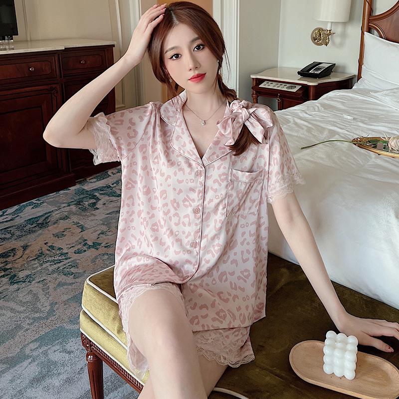 Spring And Summer Pajamas Women'S Cool Ice Silk Long-Sleeved Leopard Print High-End Lace Lace Loungewear Set