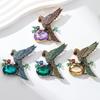 Winged Parrot Brooch High-End Women'S Luxury  Animal Brooch Elegant Niche Design Lapel Pin Suit Coat Jewelry Accessory