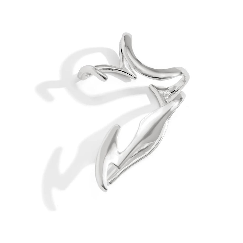 1 pièce Manchette d'oreille Gothique Fée Démon Elfe Aile Boucles d'oreilles sans perçage pour Femmes Rétro Irrégulier Clips d'oreille sombres Bijoux d'Halloween Cadeau Nouveau