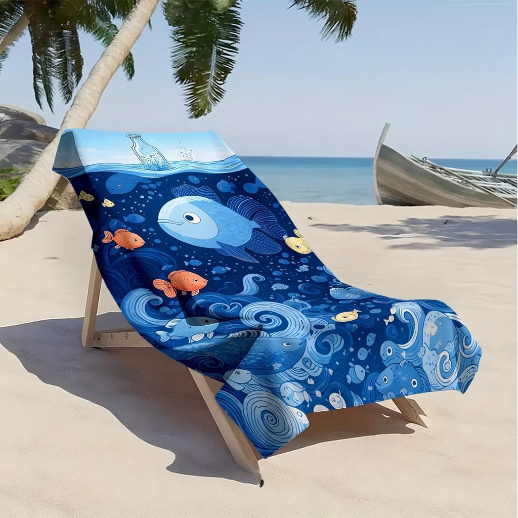 Blue waves and colorful fish patterns polyester microfiber beach towel is highly absorbent, suitable swimming and beach outings