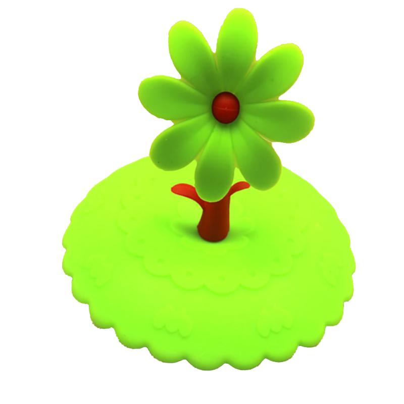 Niedliche Blumen schmücken den Deckel des Wassertrinkbechers aus Silikon