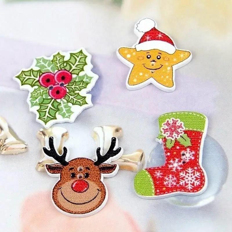 50Pcs/Bag 2-Holes Mix Christmas Star Candles Santa Sock Wood Christmas Decorative Buttons Scrapbooking Craft Sewing Materials