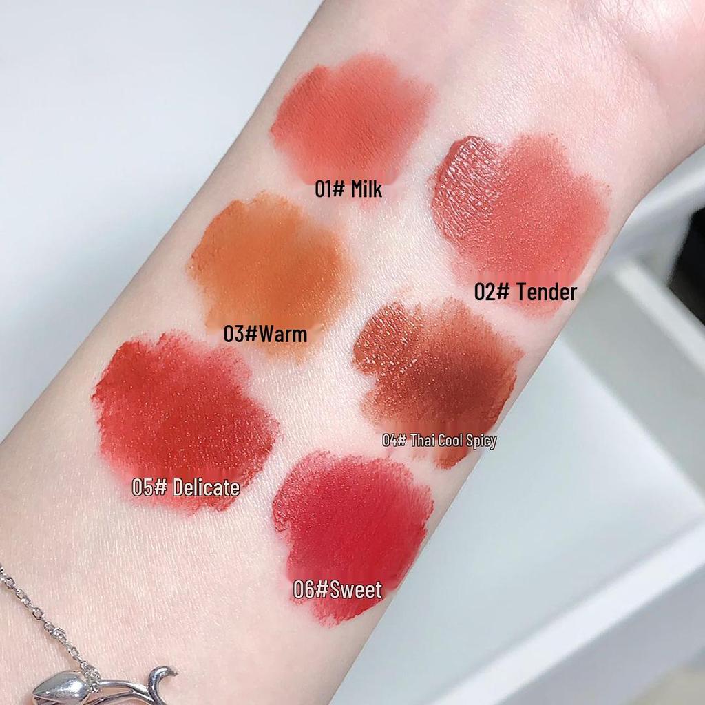Kaninchenglasur: Matte Lippenfarbe für ein natürliches, nicht verblassendes Aufhellen