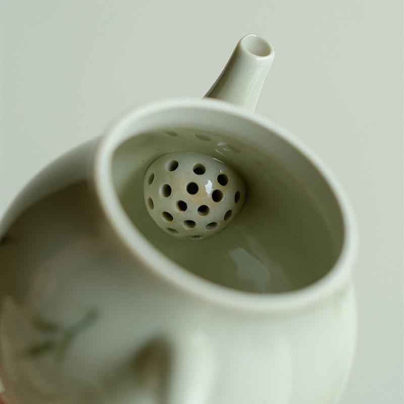 Chinese Handmade Bamboo Leaf Teapot Retro Ceramic Beauty Tea Pot Ball Hole Filter Porcelain Kettle Household Tea Set 160ml