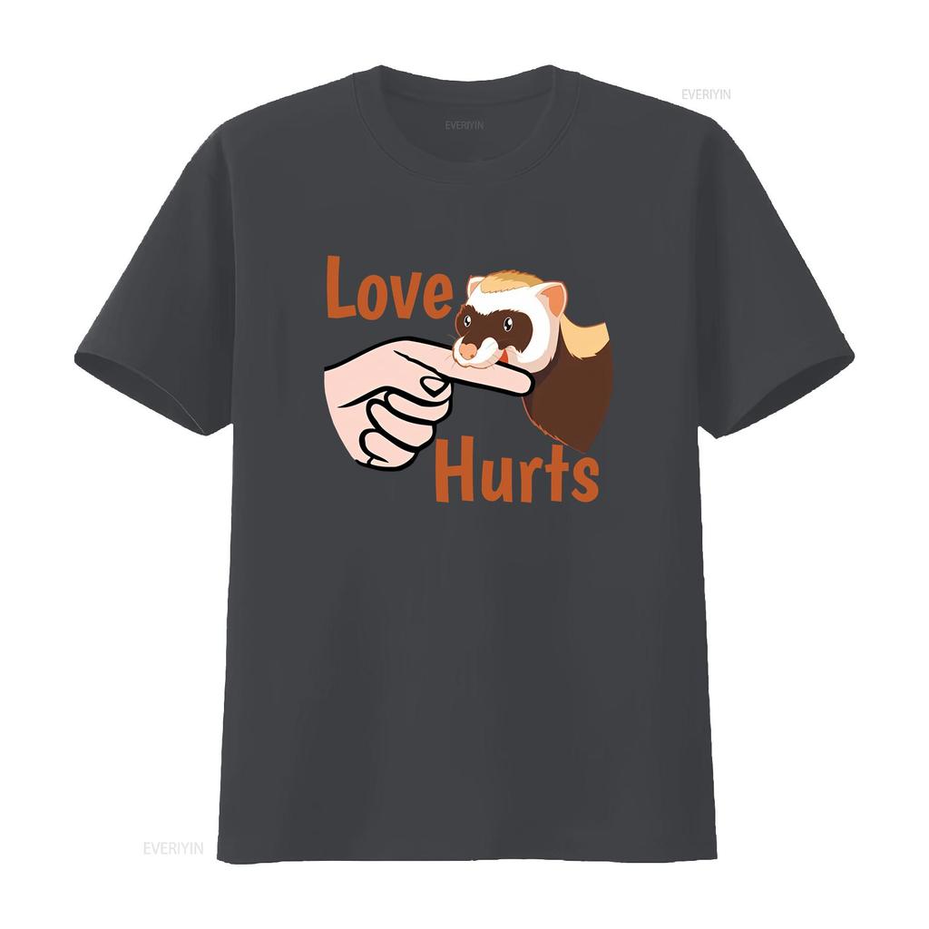 Love Hurts Cute Ferret Biting Finger T shirt vintage Washed Stretched Soft Versatile Comfortable streetwear Stylish homme