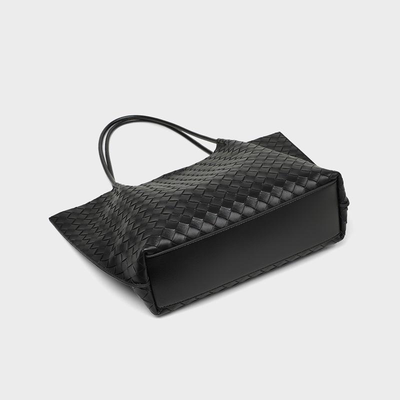 Soft Leather Handbag Counter Advanced Woven Tote Bag Casual Computer Shoulder Bag Women's Bag
